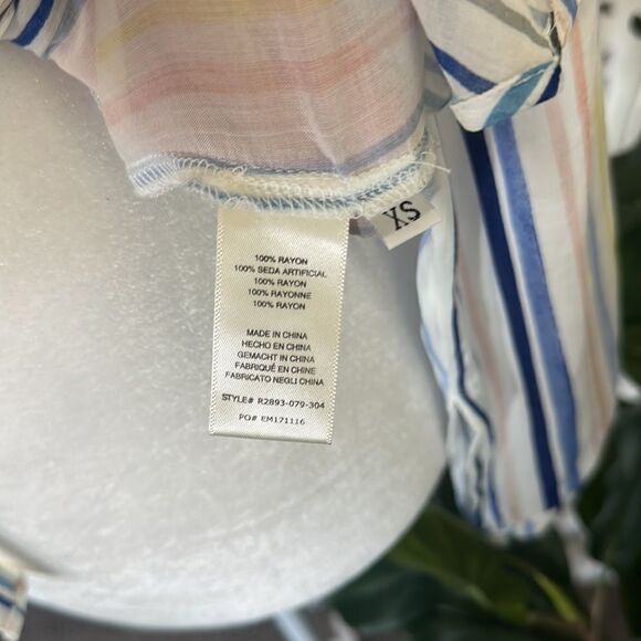 Cloth & Stone Lightweight Blouse - Picture 10 of 12